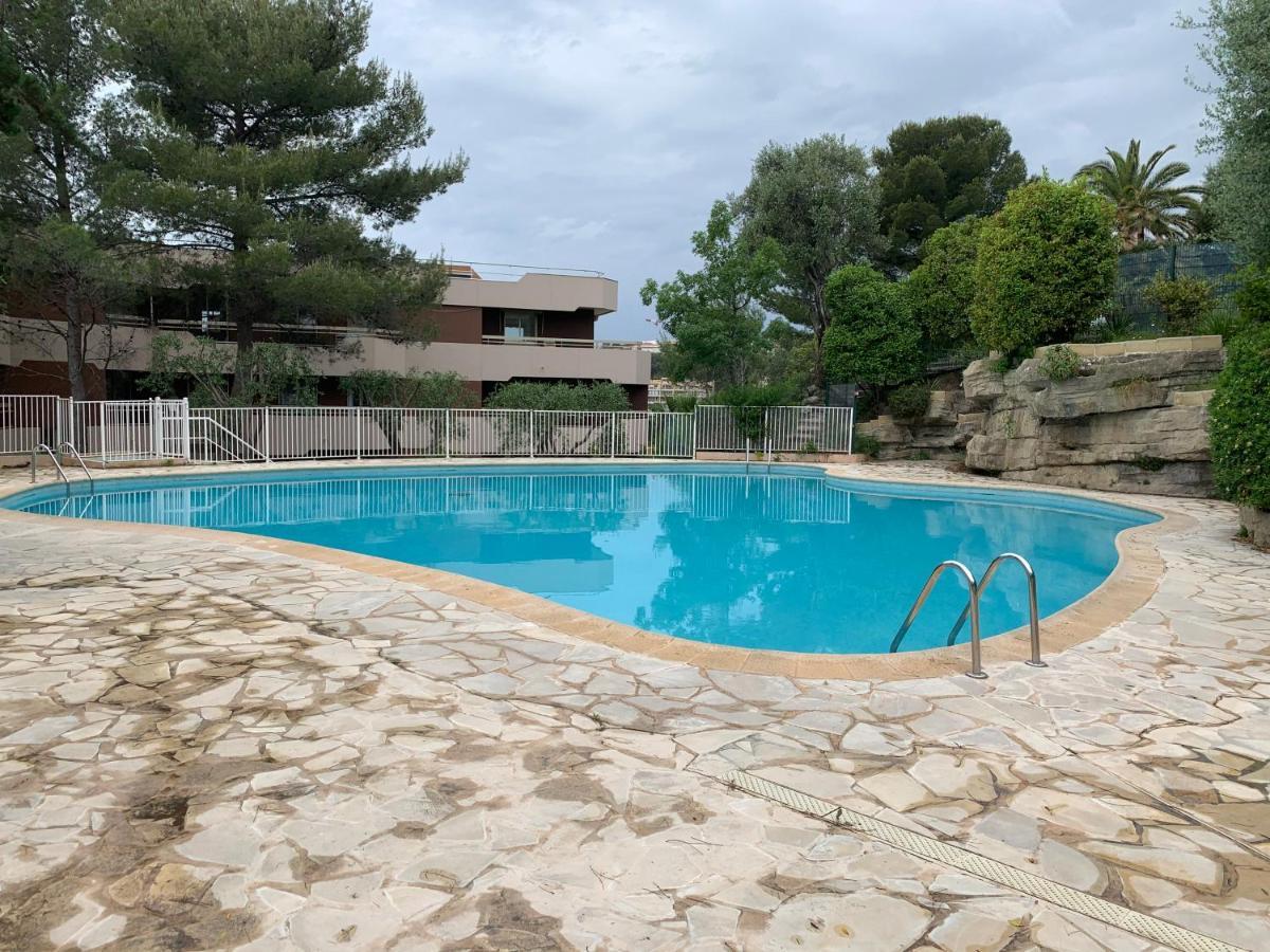 Apartamento Nice, Grand Studio - Piscine - Terrasse Vue Mer Exterior foto
